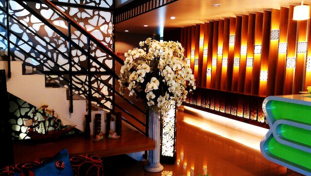 トンコク ホテル