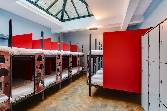 クリンク 261 ホステル