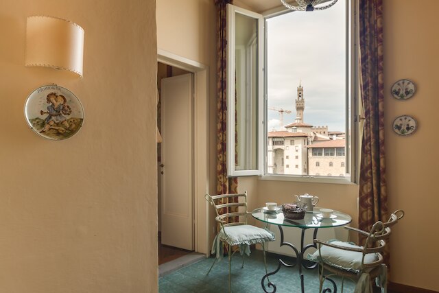 ファミリー アパートメンツ リナシメント パレス