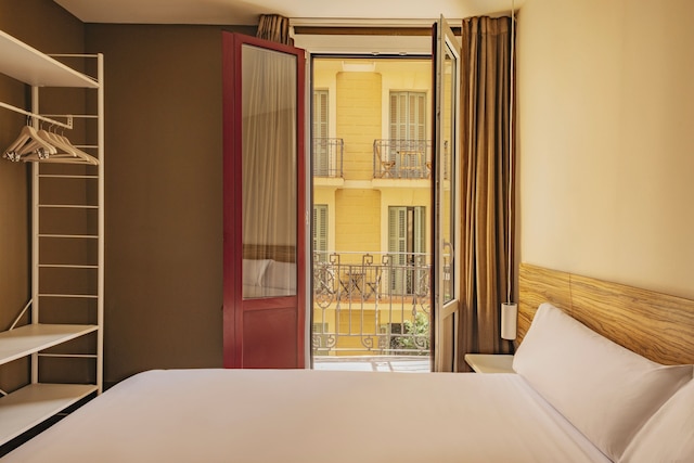 バルセロナ アパートメント ミラ