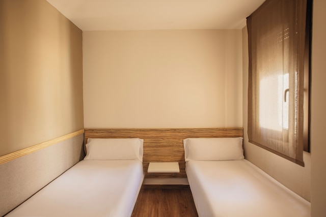 バルセロナ アパートメント ミラ