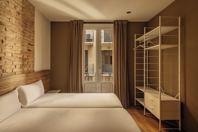 バルセロナ アパートメント ミラ