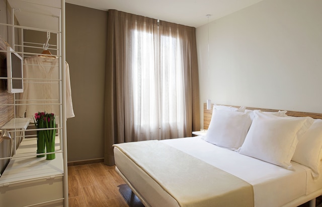 バルセロナ アパートメント ミラ