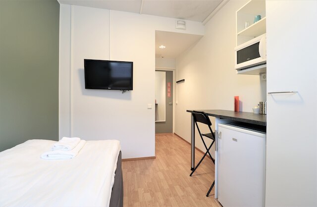 フォレノム アパートホテル ヘルシンキ ヘルトニエミ