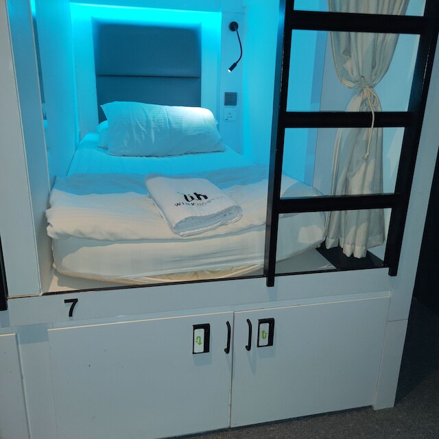 ウィンク@モスクストリート