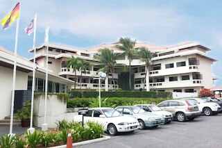 グランド ドーマニ ラジャ コート ホテル