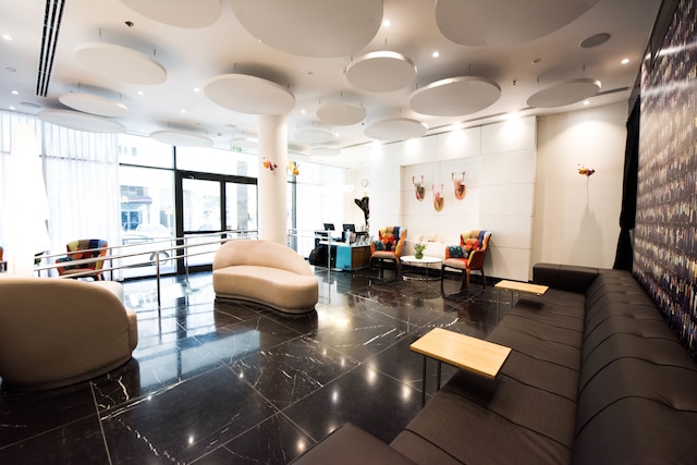 エーヤル ホテル