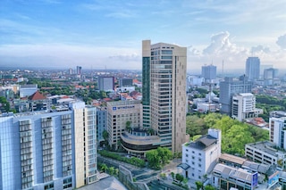 ウィンダム スラバヤ シティ センター