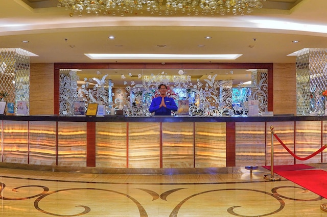 ウィンダム スラバヤ シティ センター