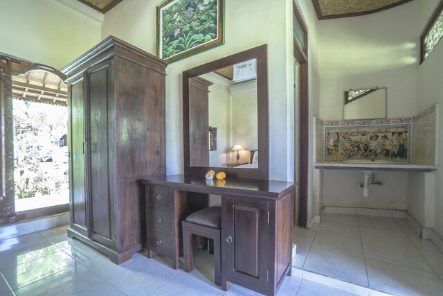 ウブド センサシ バンガローズ