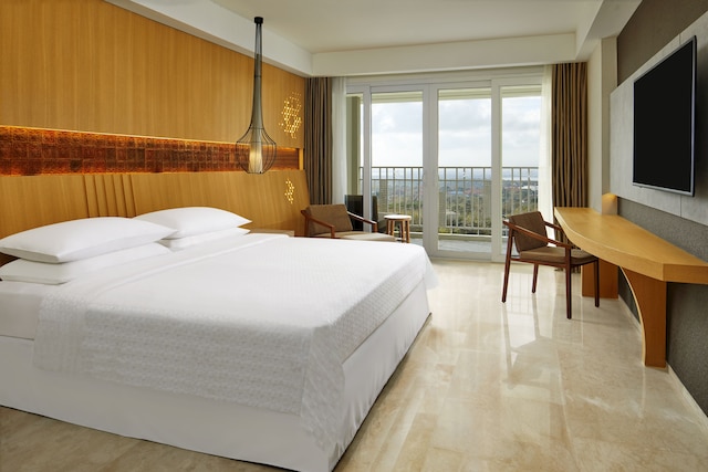 フォー ポインツ バイ シェラトン バリ ウンガサン