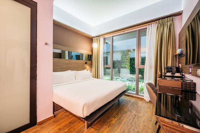 メルキュール シンガポール テルウィット