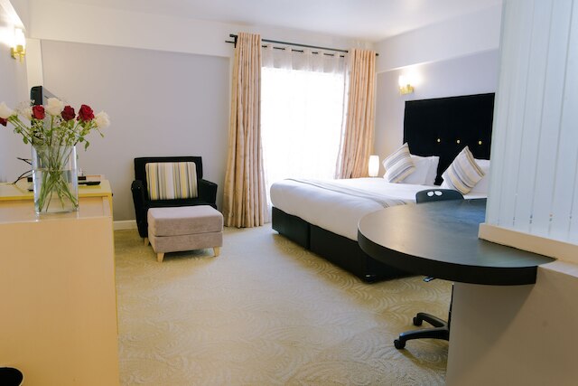 ウエスト ウッド ホテル