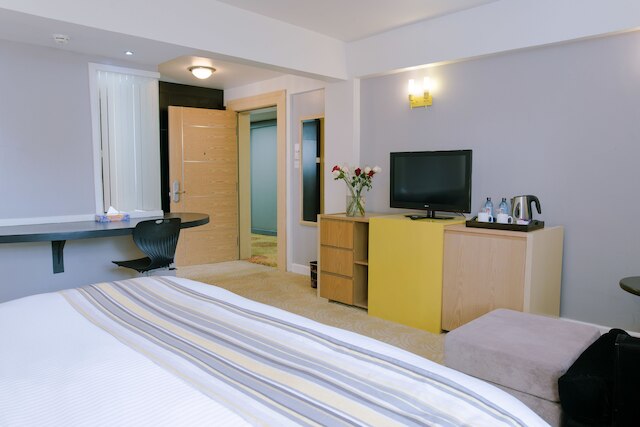 ウエスト ウッド ホテル