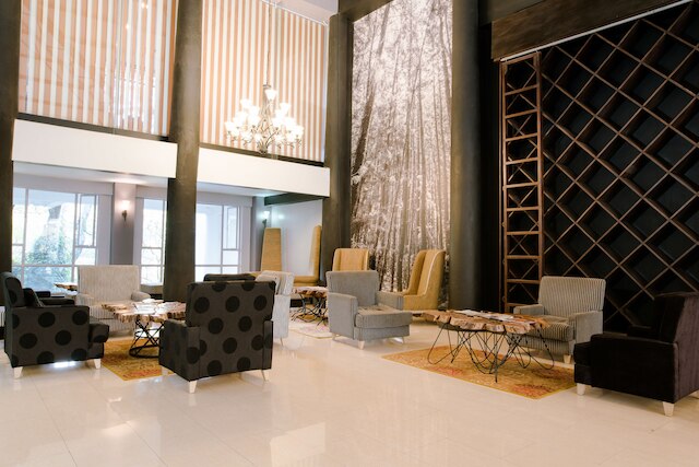 ウエスト ウッド ホテル