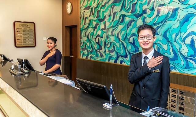 クリスタル クラウン クアラルンプール