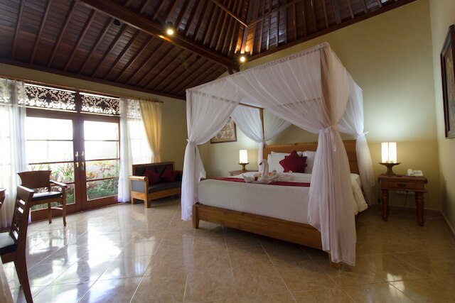 クタプリバンガローズ、ヴィラズ・アンド・リゾート