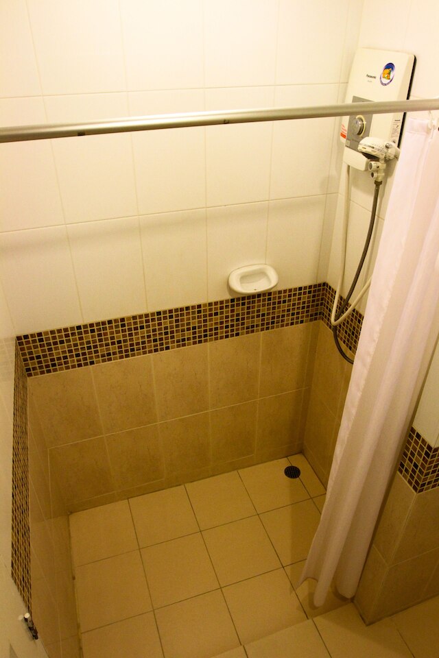 ユニコ スリナカリン レジデンス