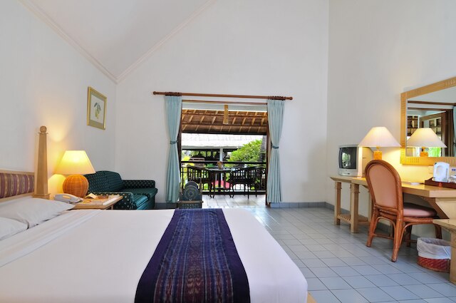 サティヴァ サヌール コテージズ