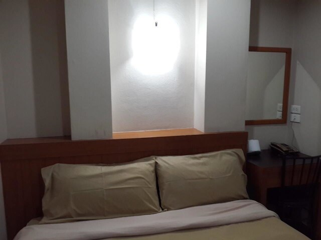 ホワイト オーキッド イン II