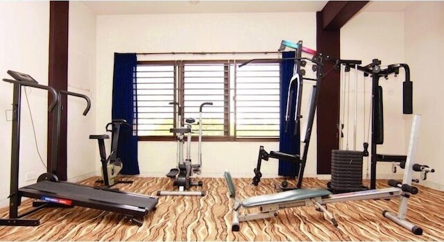 アマゾン リリー レイク ビュー レジデンス