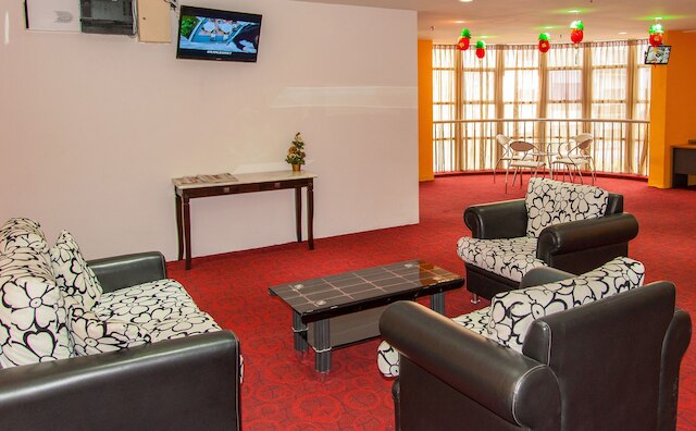 ラッキー 11 ホテル