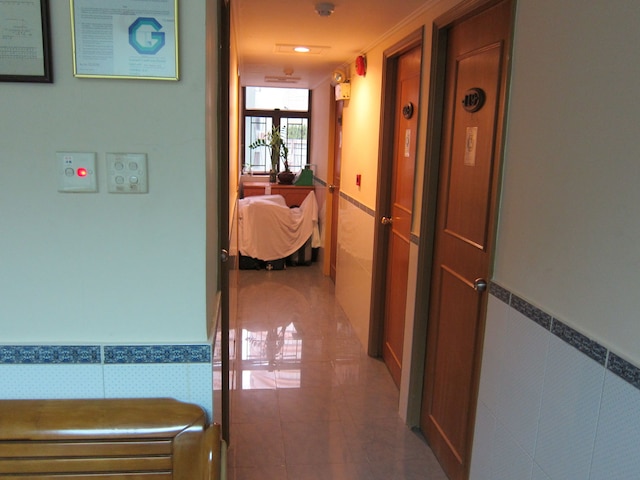 ハオズ イン (浩客棧)