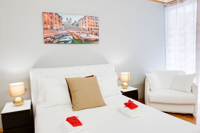 LH ロイヤル スイーツ