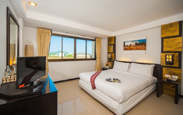 クリスタル イン プーケット