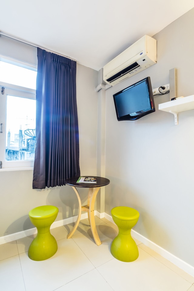 At Hua Lamphong Hotel - Hostel (アット ファ ランポン ホテル - ホステル)