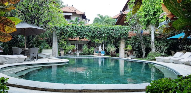 クスナディ ホテル