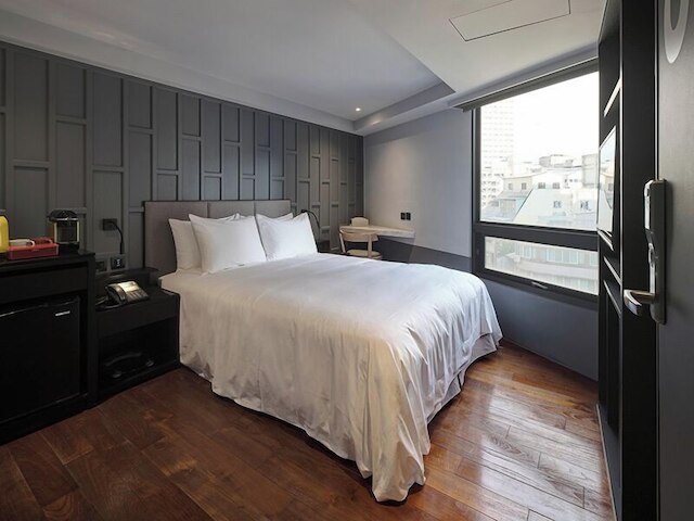 レッド ドット ホテル (紅點文旅)