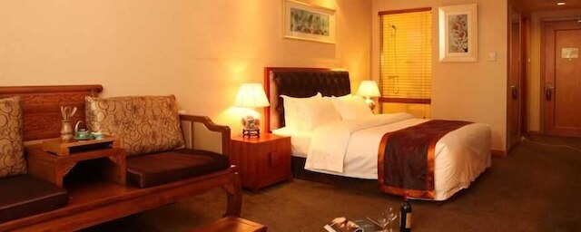 ホット スプリング ホテル