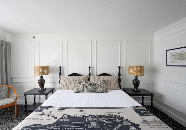 カウ ホロー イン & スイーツ