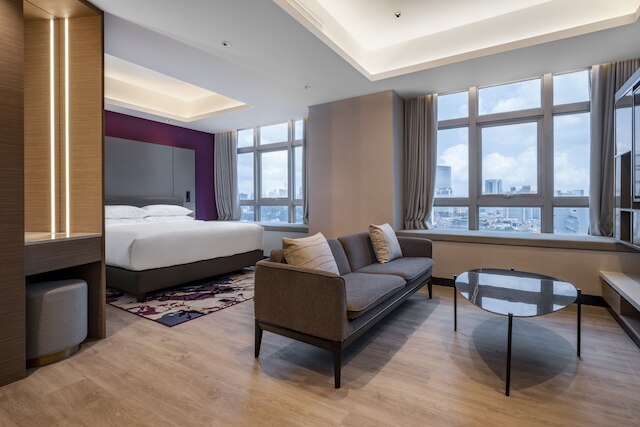 オーキッドホテル