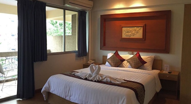 ステイブル ロッジ