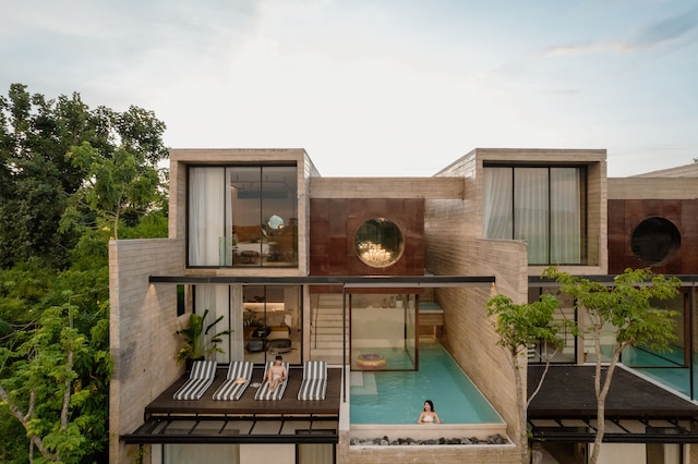 ザ エクスケープ リバー クワイ