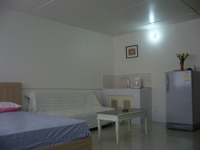 インパクト ムアン トン タニー サービス コンド