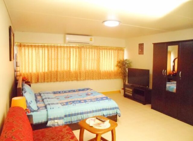 ドンムアン - インパクト コンド サービス