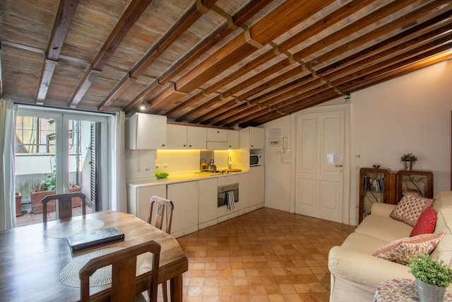 フラッティーナ アパートメンツ