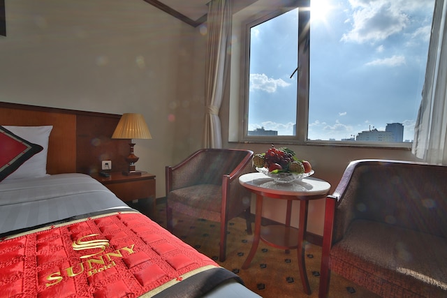 サニー ホテル 1