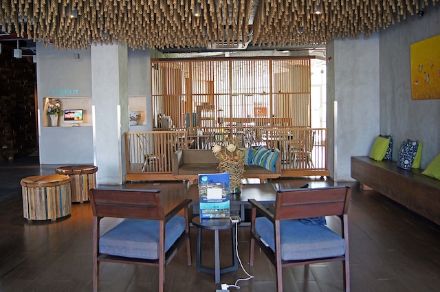 ズーム ホテルズ