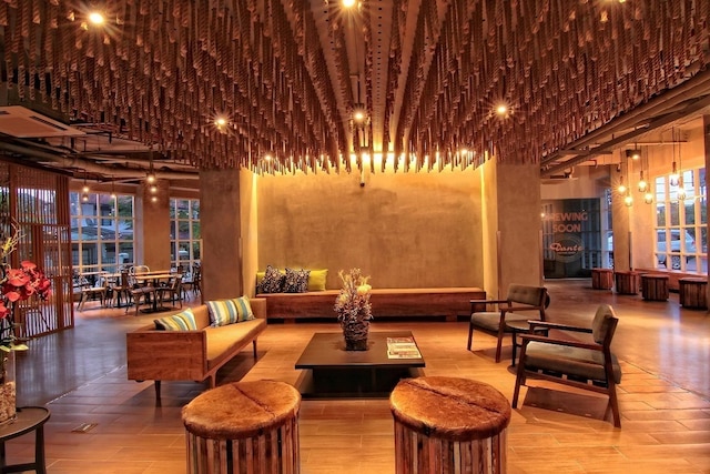 ズーム ホテルズ