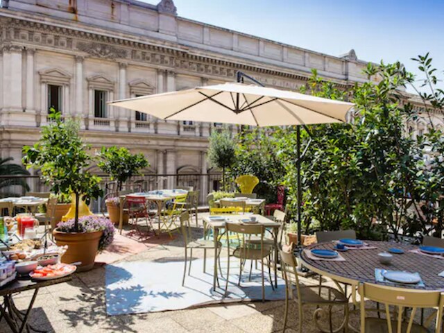 サロット モンティ