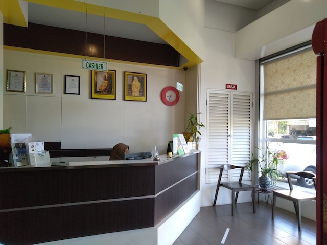 ジナスイート コンプレックス 27 ホテル