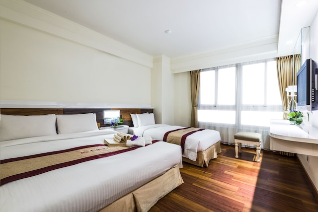 エバー ラック ホテル (九福大飯店)