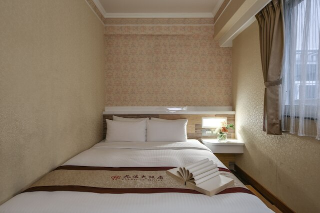 エバー ラック ホテル (九福大飯店)