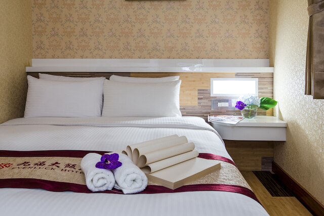 エバー ラック ホテル (九福大飯店)