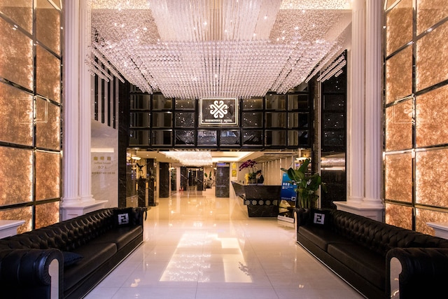 ハーモニアス ホテル (首福大飯店)