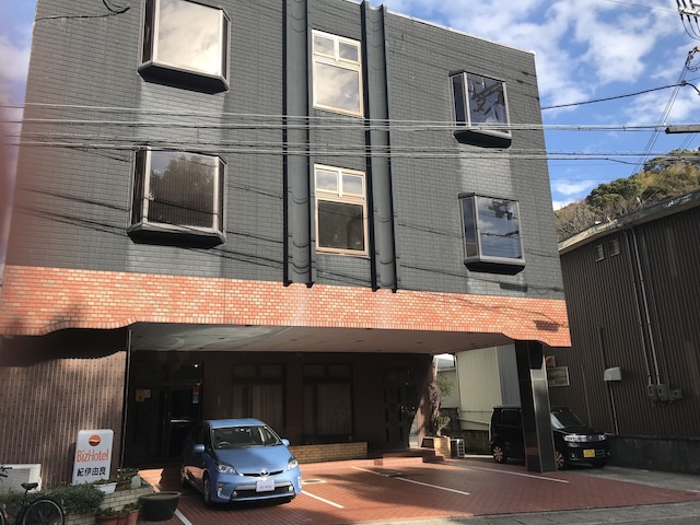 Biz Hotel 紀伊由良